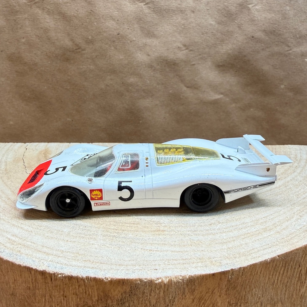 Starter Porsche 908 Monza 1968 1:43 Scale Built Resin Model Robb Brown White 5